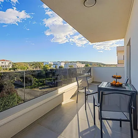Sea View Penthouse Istra * 班约勒